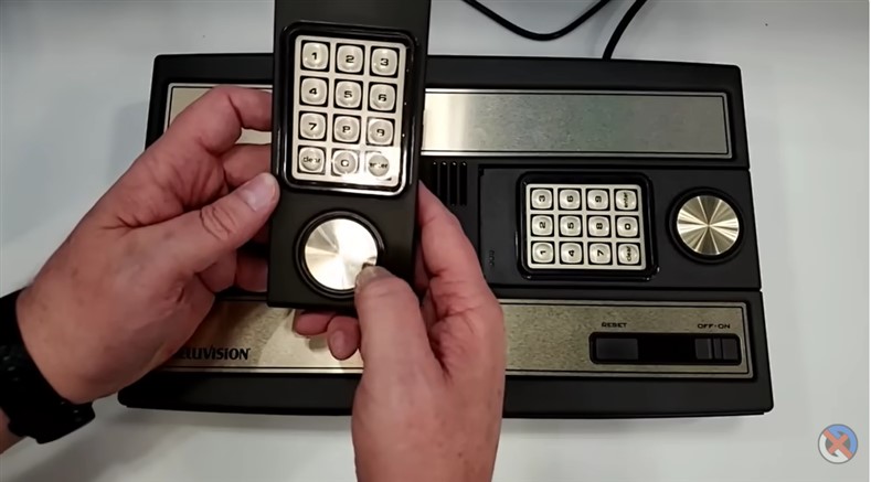 ATARI Intelli 1st Hands on (789 x 437).jpg ATARI Intelli 1st Hands on (789 x 437).jpg
